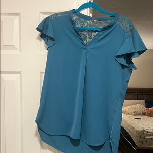 Chic Teal Lace Accent Women's Blouse